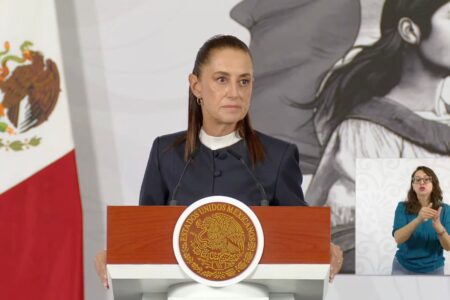 Sheinbaum rechaza censura contra TV Azteca