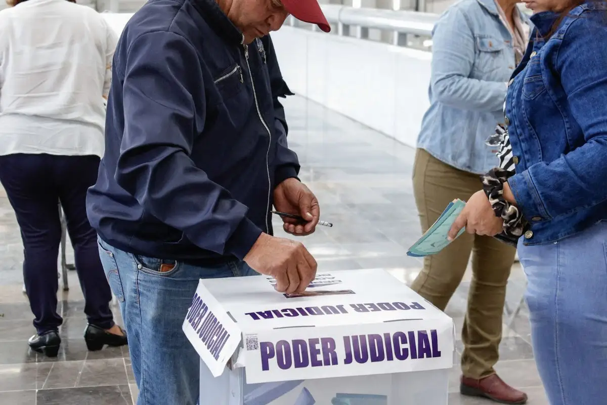 Cámara de Diputados aprueba reforma judicial de Morena que permite reelección de magistrados 2 Entre críticas, aprueban reforma judicial de Morena