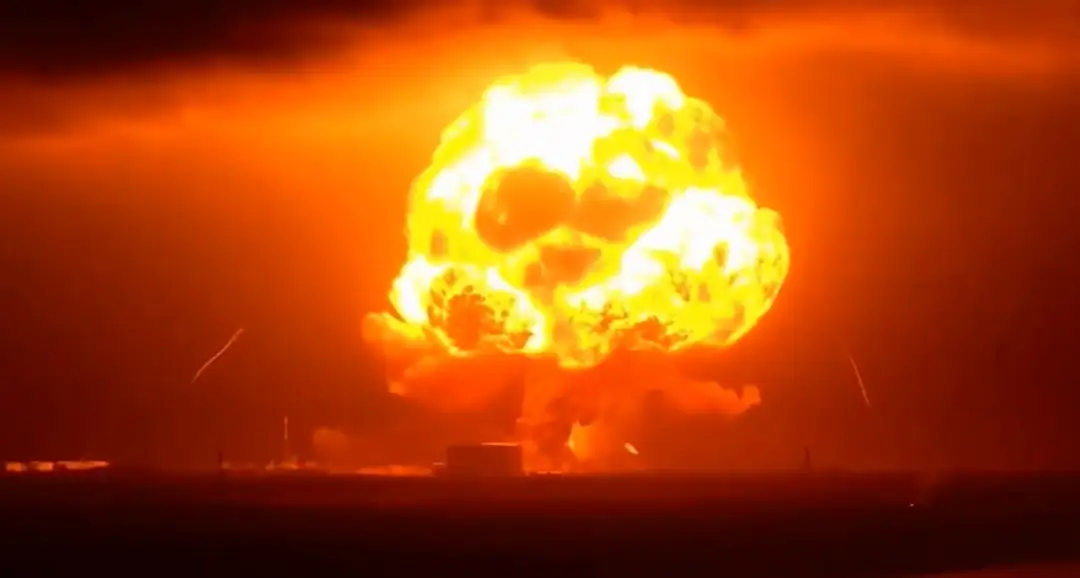 Así fue como explotó el cohete New Glenn de Blue Origin y este fue el motivo 3 ¿Por qué el cohete New Glenn de Blue Origin explotó?