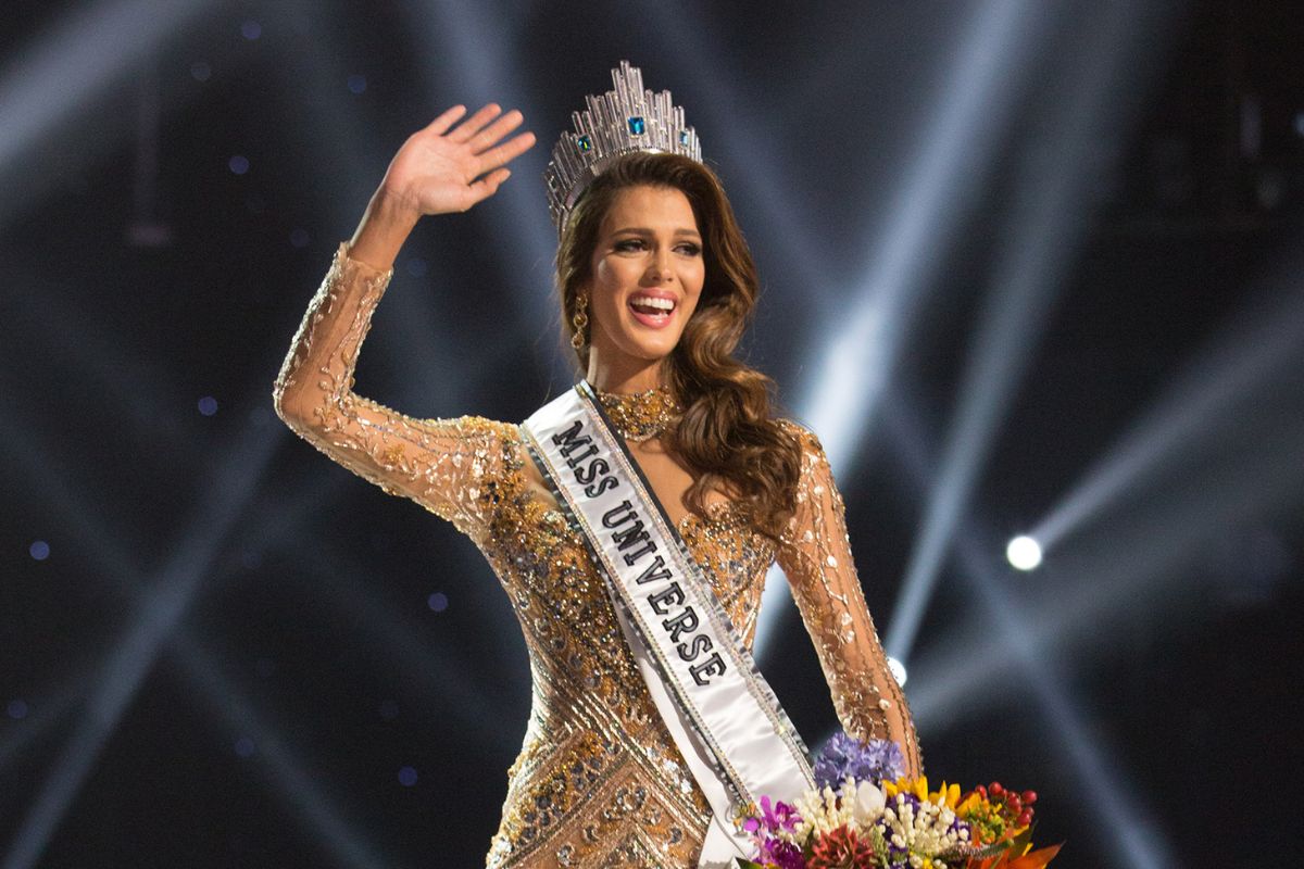 Francia se retira de Miss Universo 2026 tras polémicas y acusaciones de falta de transparencia