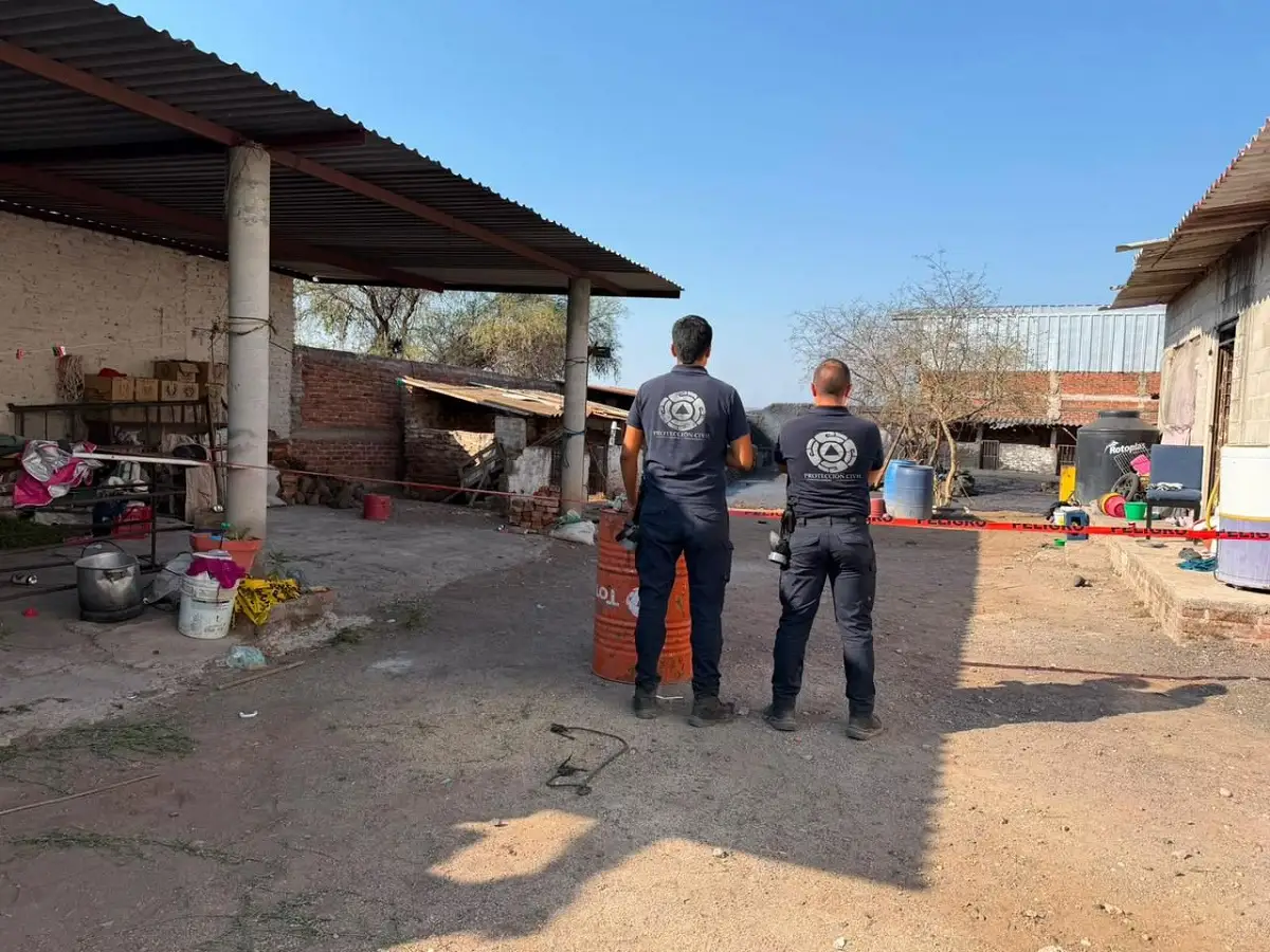 Es un pozo de lodo en Michoacán, no un géiser dentro de una casa