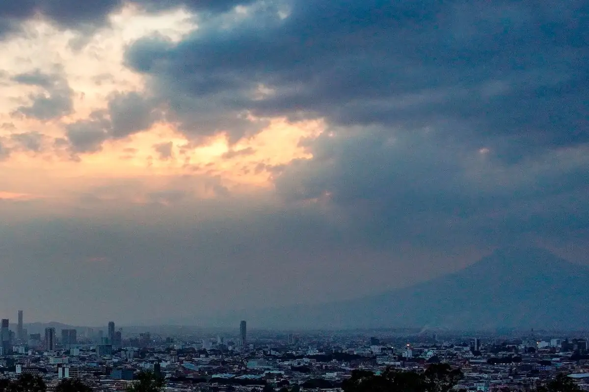 Clima en Puebla hoy domingo 31 de mayo: lloverá en la noche