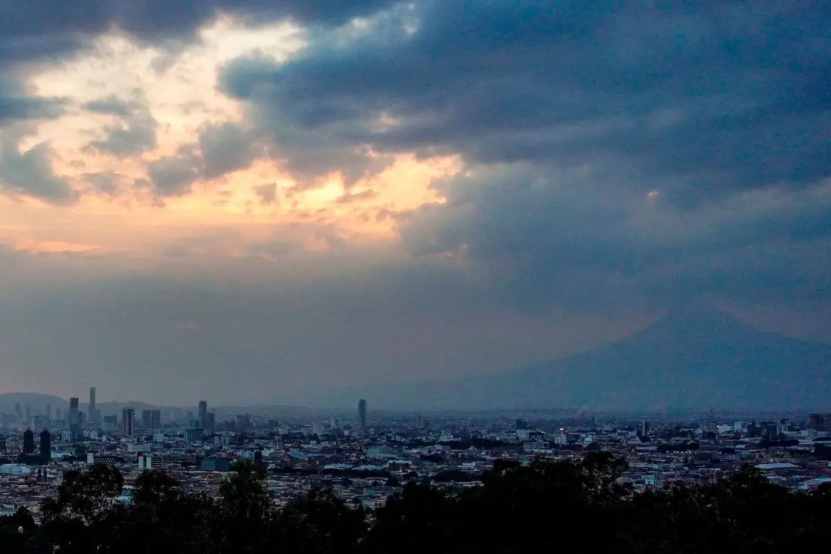 Clima en Puebla hoy lunes 1 de junio será muy lluvioso