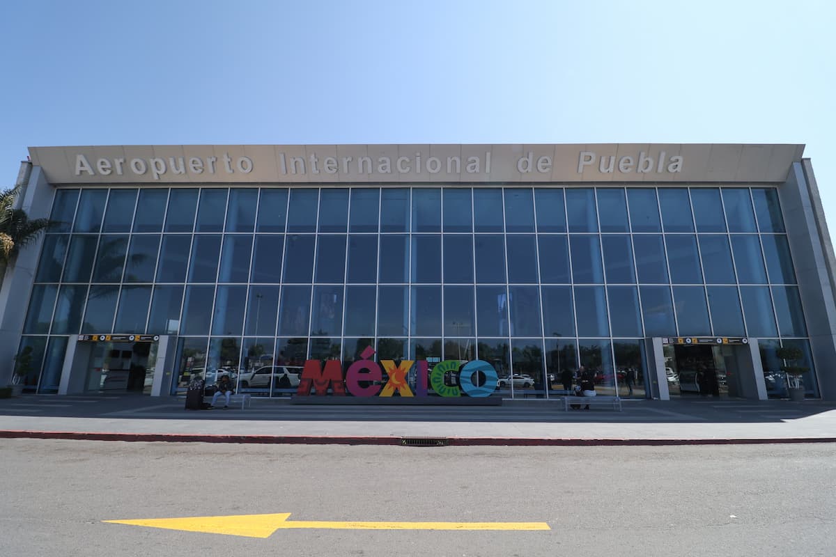 Ayuntamiento y empresarios ya analizan servicios y desarrollo comercial en el Aeropuerto de Huejotzingo