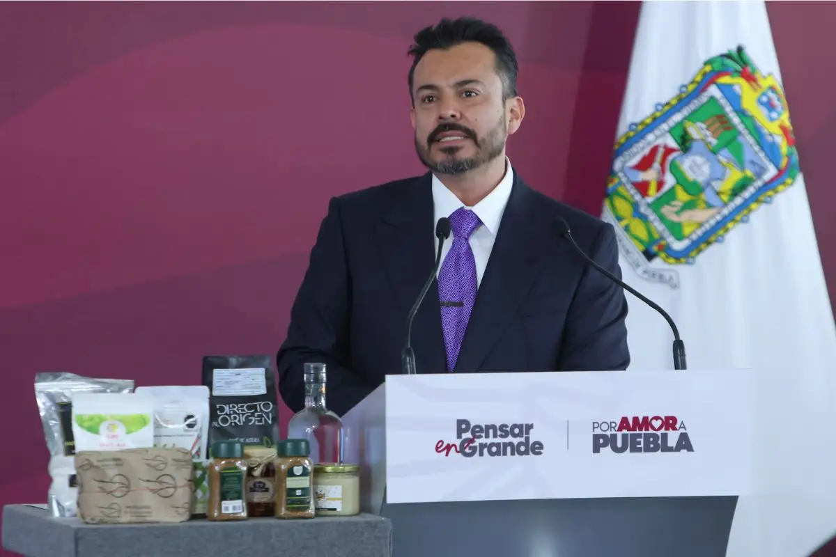 Gobierno analiza poner en marcha un trolebús en Puebla
