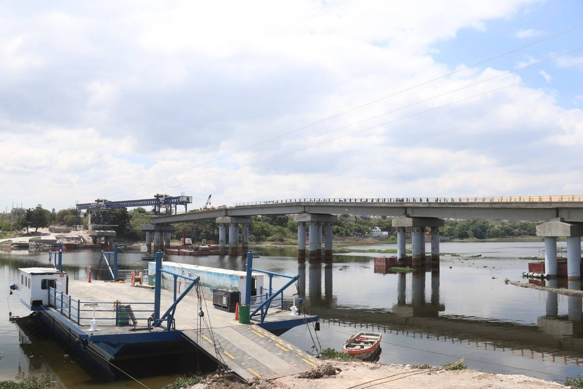 Abierta, circulación en el Puente de la Transformación 2