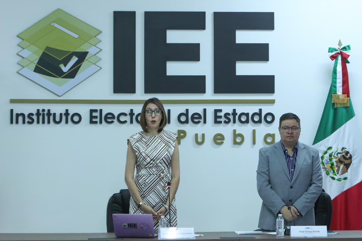 Rinde protesta consejera presidenta provisional del IEE Puebla; se quedaría hasta noviembre