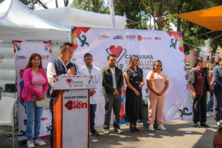 Con el respaldo de Alejandro Armenta, Roberto Solís arranca jornada de salud gratuita en Huejotzingo; se espera atender a más de 1500 personas