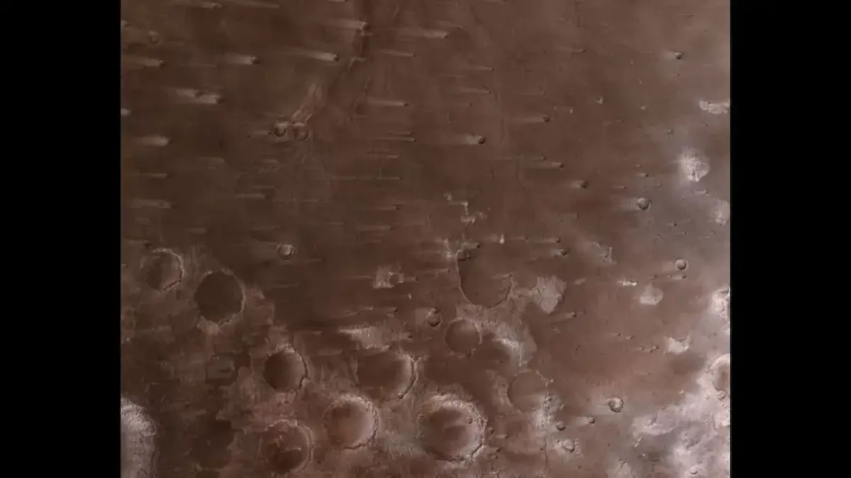 Una sonda espacial de la NASA se acercó a Marte y estas son las FOTOS de lo que encontró