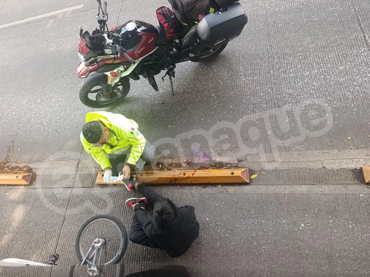 RUTA atropelló a ciclista que invadió el carril confinado