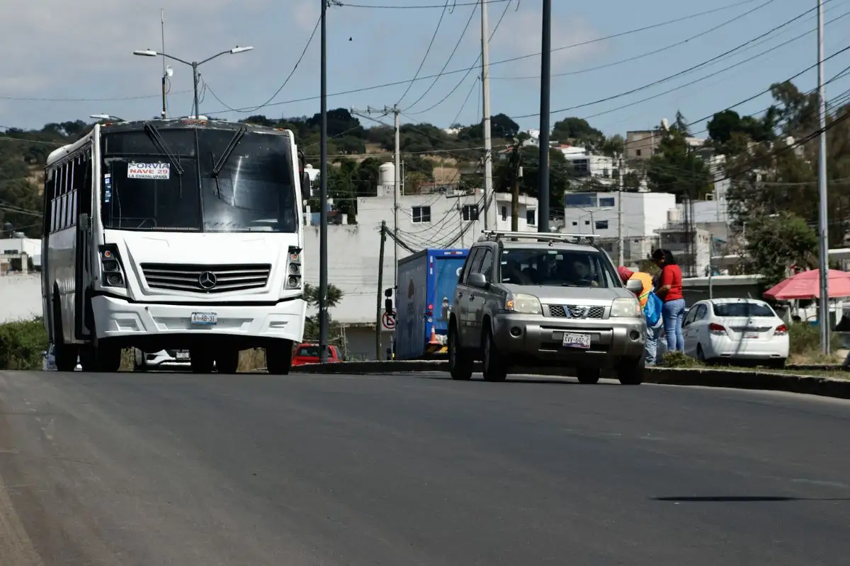SICT anuncia rehabilitación de carreteras de Puebla