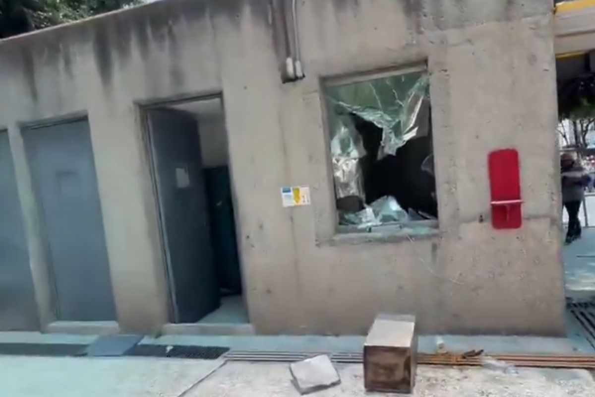 CNTE irrumpe en instalaciones de la SEP