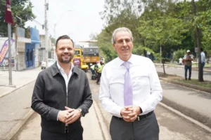 Supervisa Pepe Chedraui avances del Tren Capitalino de Pavimentación en bulevar Xonaca