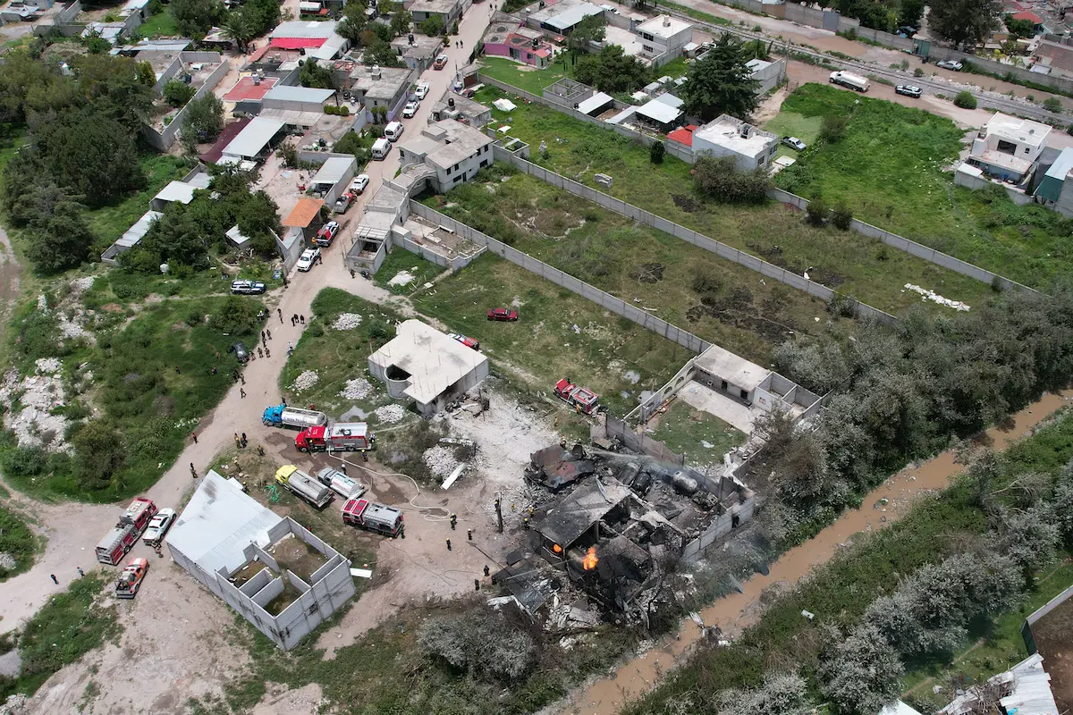 Gobernador reporta tres heridos por explosión de pipa ilegal en Tepeaca