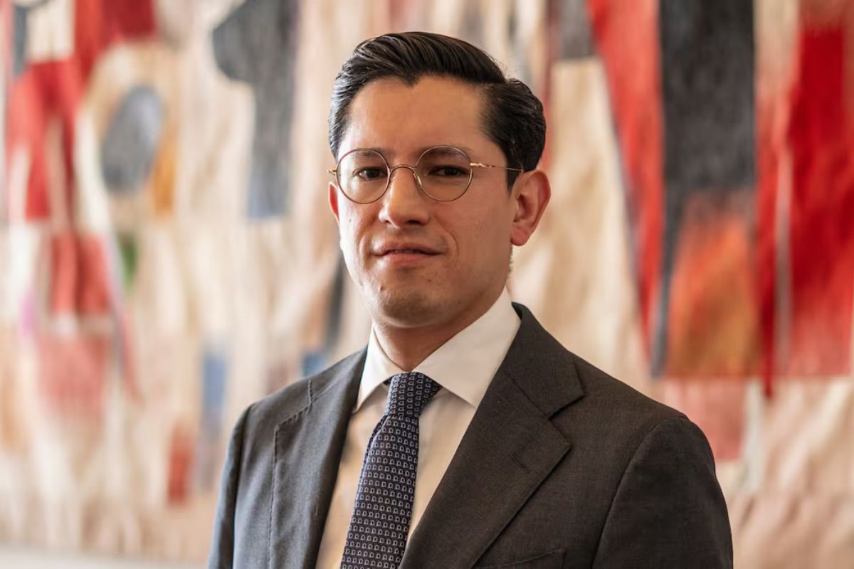 Canciller mexicano se burla de las españolas Álvarez y Ayuso
