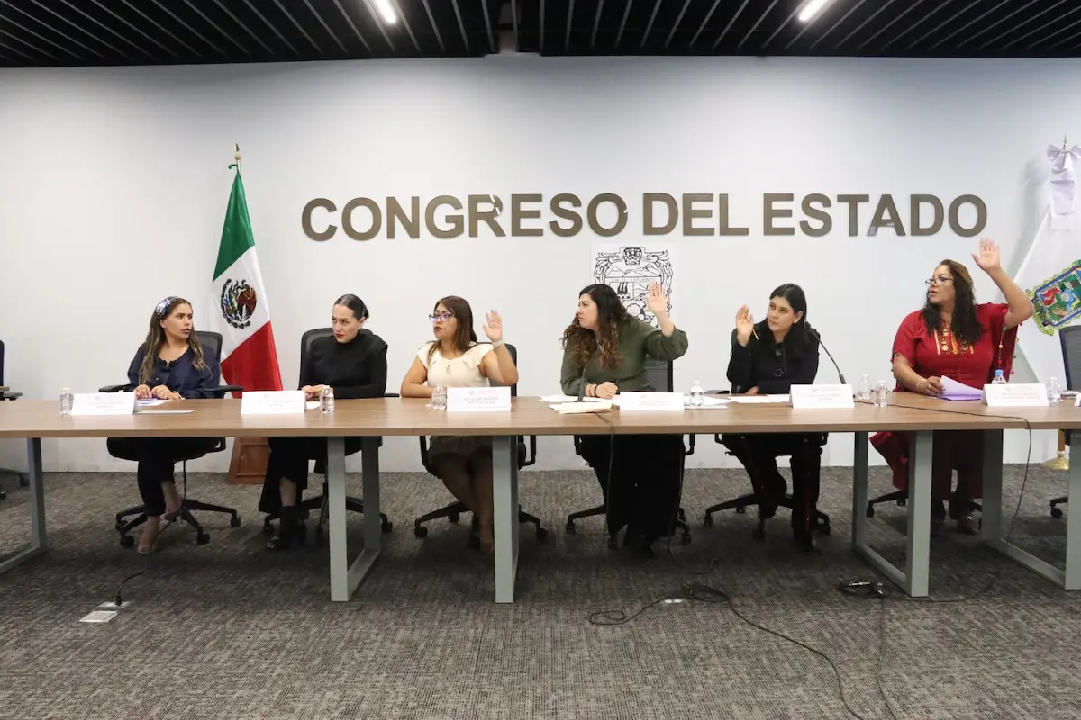 Comisión de Igualdad de Género aprueba dictamen para fortalecer órdenes de protección a mujeres en Puebla