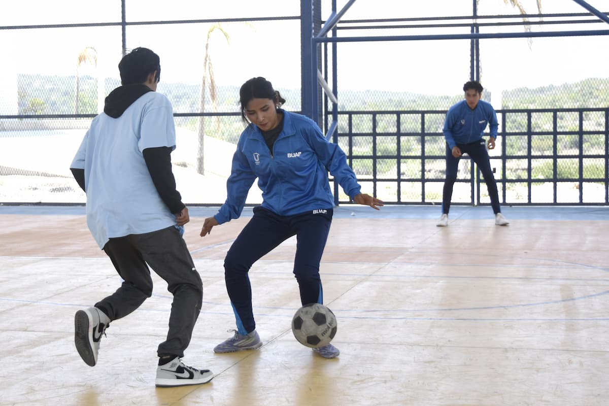 Participa comunidad de CU2 en Lobo Reto Futbolero 2 Lobo Reto Futbolero