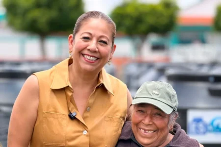 Abasto de agua, acto de justicia social, enfatiza Laura Artemisa en entrega de tinacos
