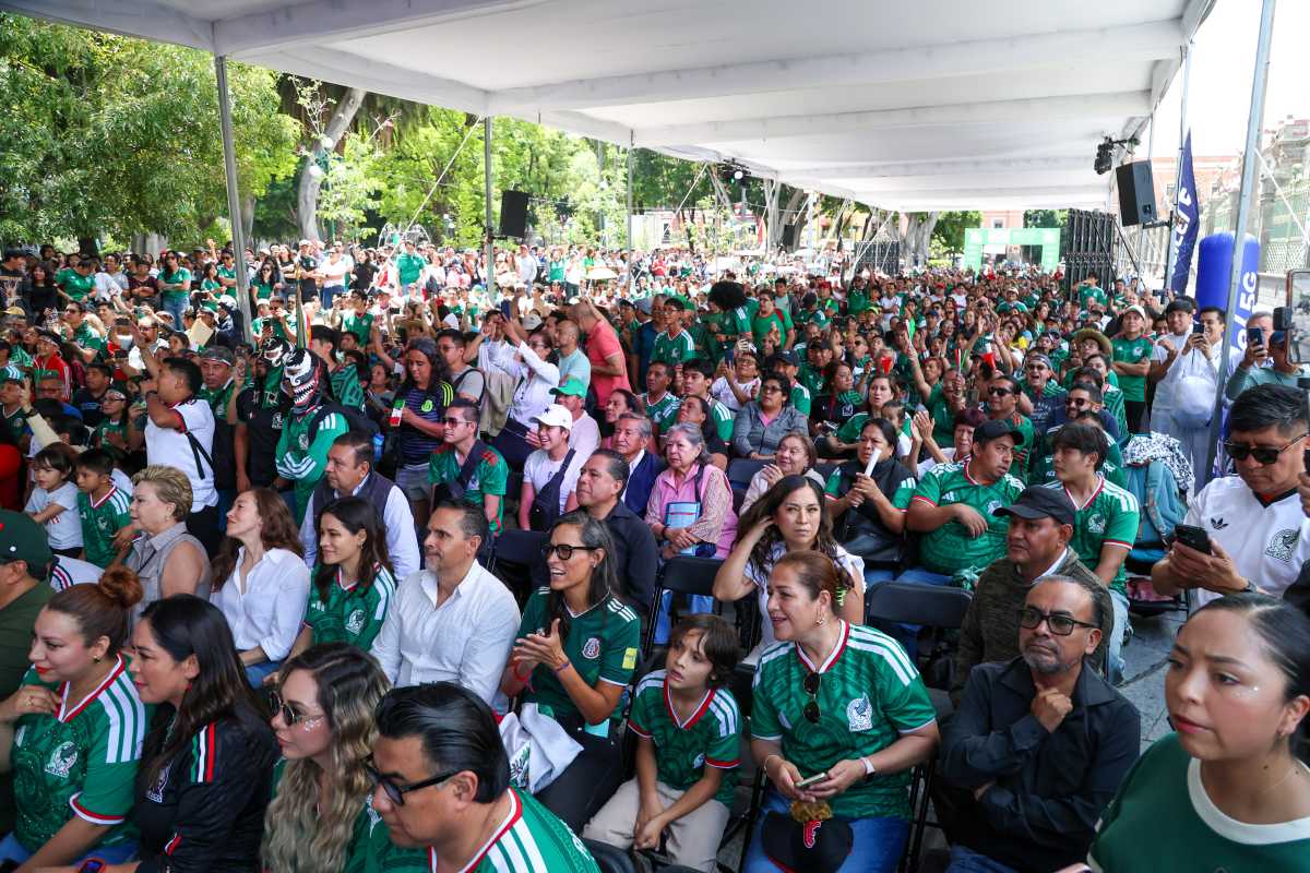 Fan Fest en el Zócalo de Puebla