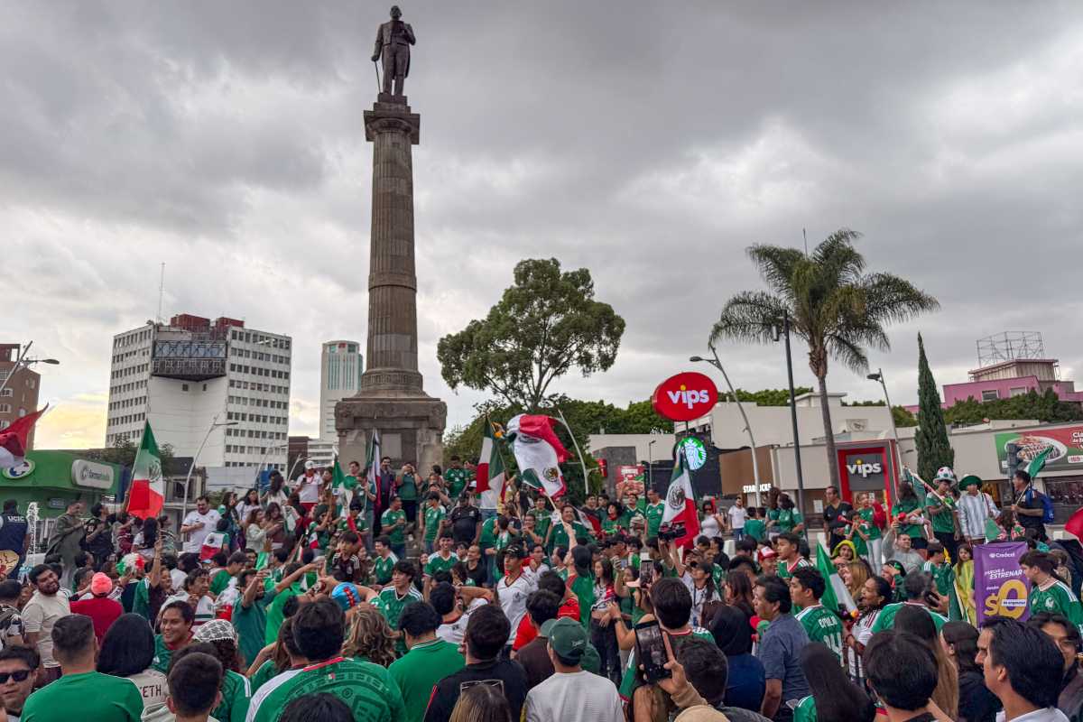 festejan en la Avenida Juárez