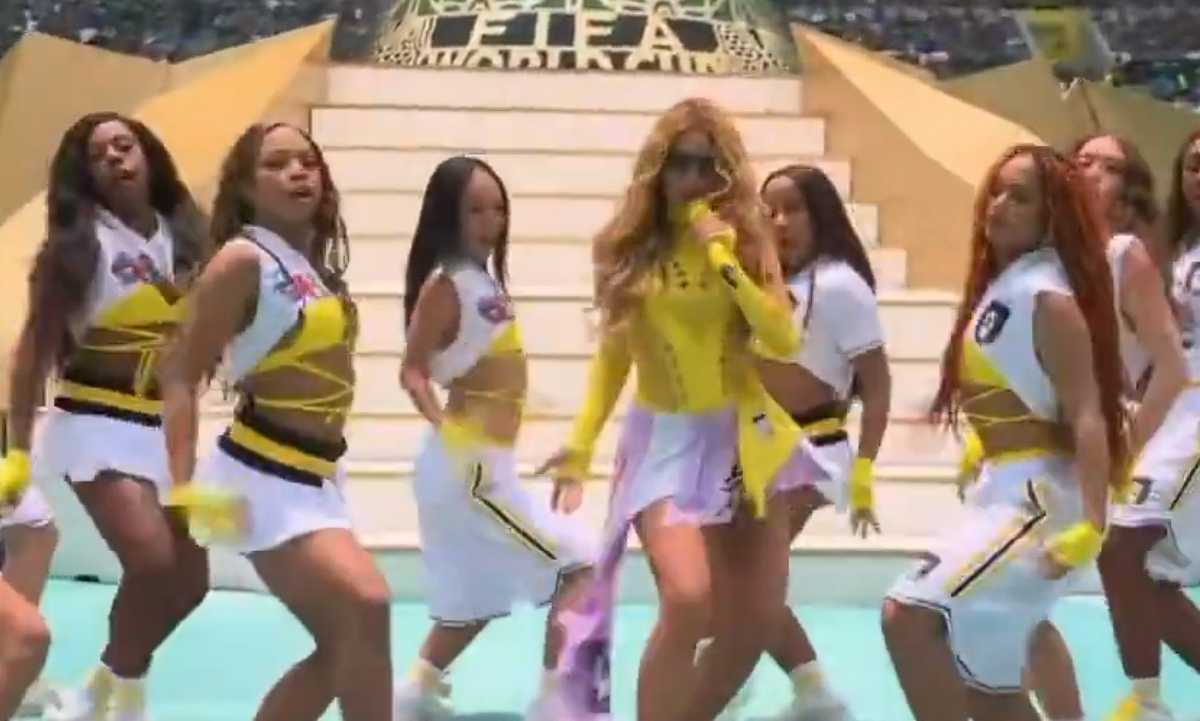 doble de Shakira en la inauguración