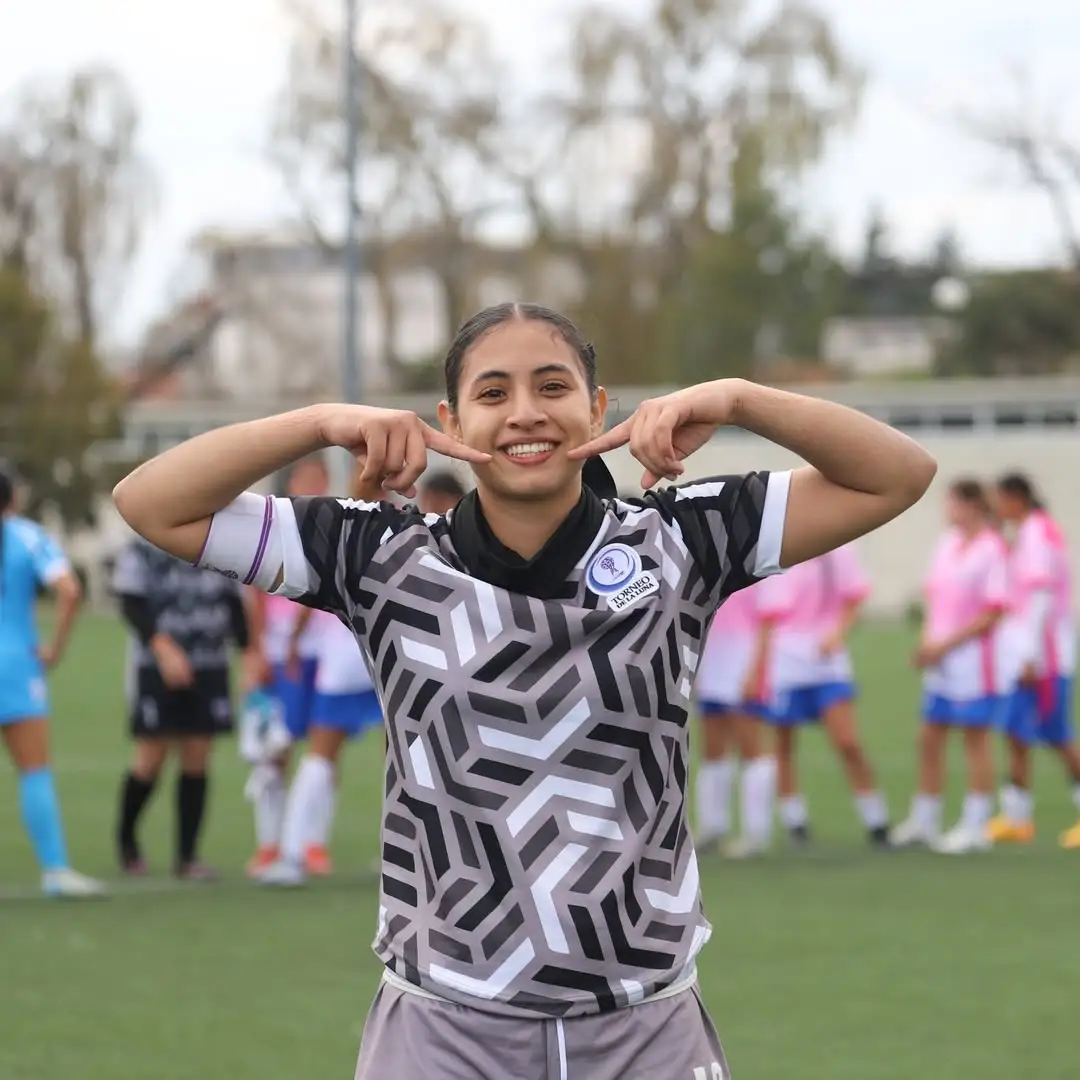 ¿Quién era América Isabel Acosta Hernández?