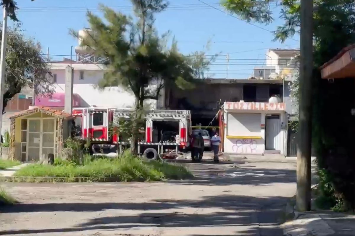 Muere adulto mayor calcinado durante incendio de una casa en Amalucan 2 Muere adulto mayor calcinado durante incendio de una casa en Amalucan