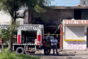 Muere adulto mayor calcinado durante incendio de una casa en Amalucan
