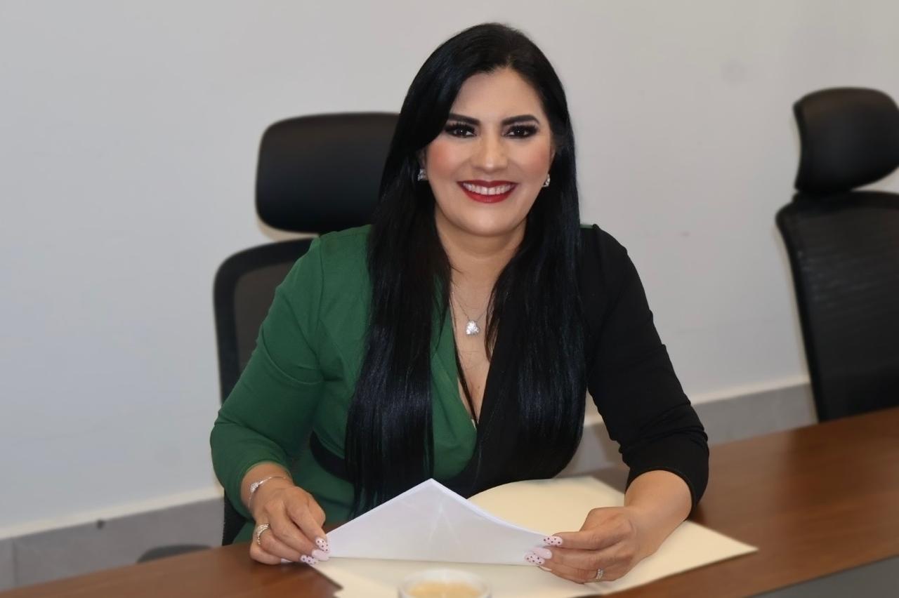 Propone Delfina Pozos cobertura médica para todas las personas que trabajan al servicio del Estado 1 Propone Delfina Pozos cobertura médica para todas las personas que trabajan al servicio del Estado