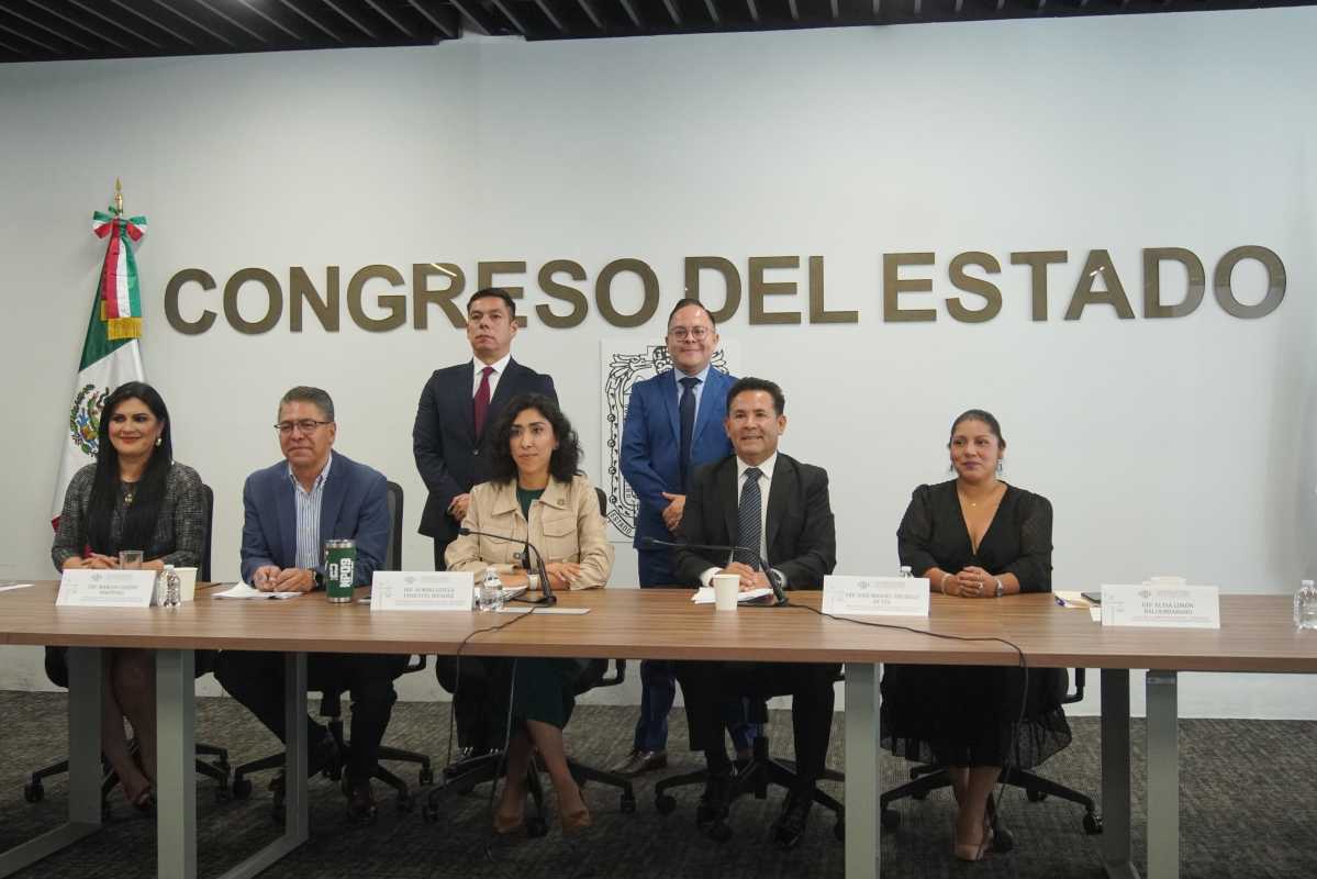 Sesión de la Comisión de Control, Vigilancia y Evaluación del Congreso de Puebla | Foto: Archivo