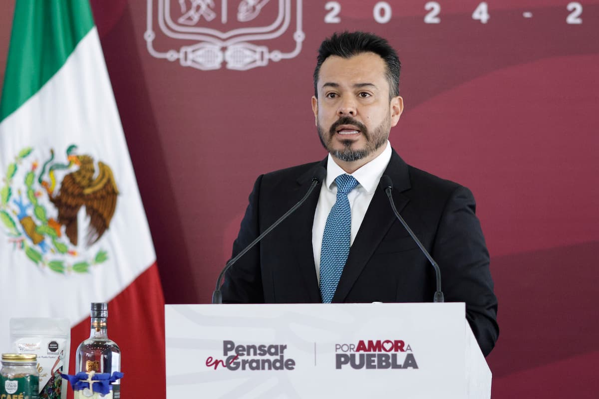 Lanzan el Peluchoco, el muñeco que ayuda a niños con cáncer en Puebla