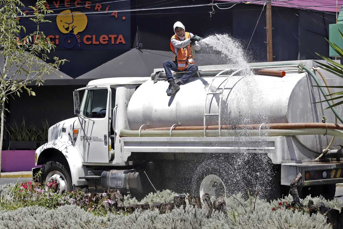 reparto de agua en Puebla (3) portada