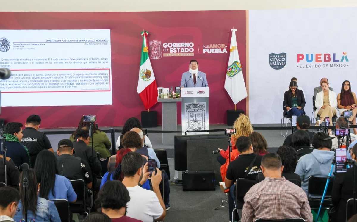Derecho humano al agua: operativo con 100 pipas en la zona metropolitana de Puebla | Foto: Gobierno de Puebla