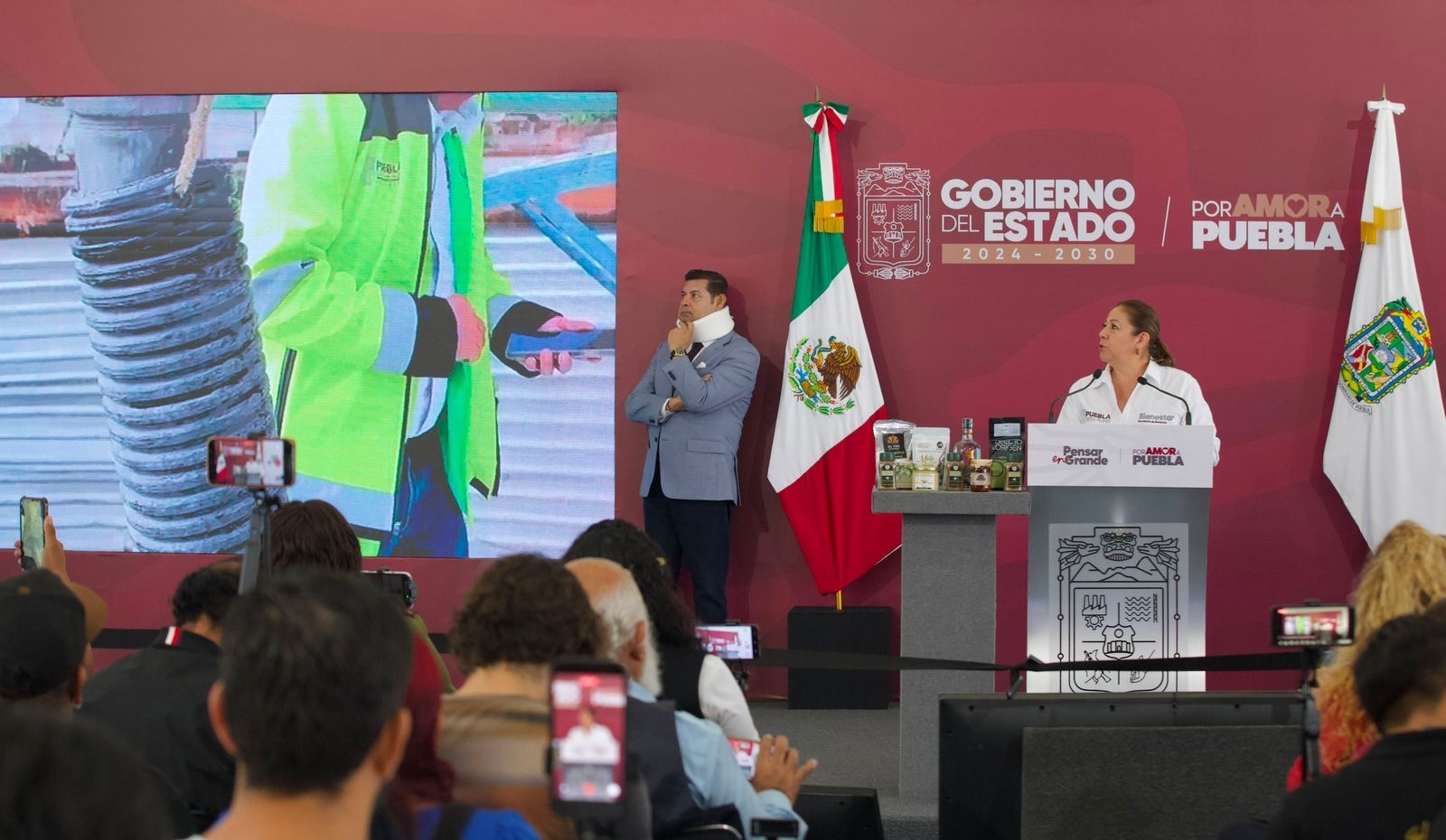 Agua para el Bienestar: distribución gratuita de agua potable para familias de la zona metropolitana de Puebla | Foto: Gobierno de Puebla