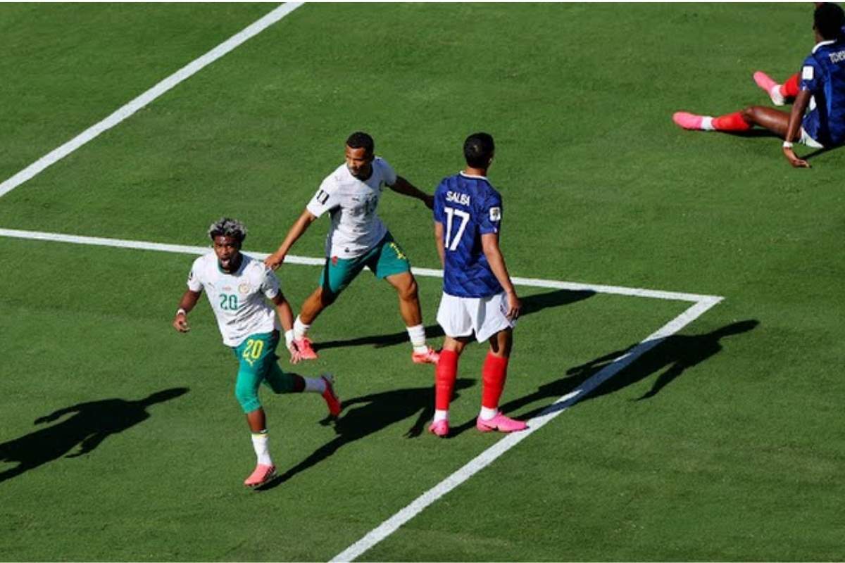 Doblete histórico: Francia vence a Senegal y Kylian Mbappé supera los registros de Messi y Pelé 2 Mbappé en acción ante Senegal | Foto: Cortesía