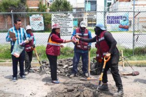 Tonantzin Fernández supervisando el programa Bachetón 2026 en San Pedro Cholula | Foto: Gobierno Municipal