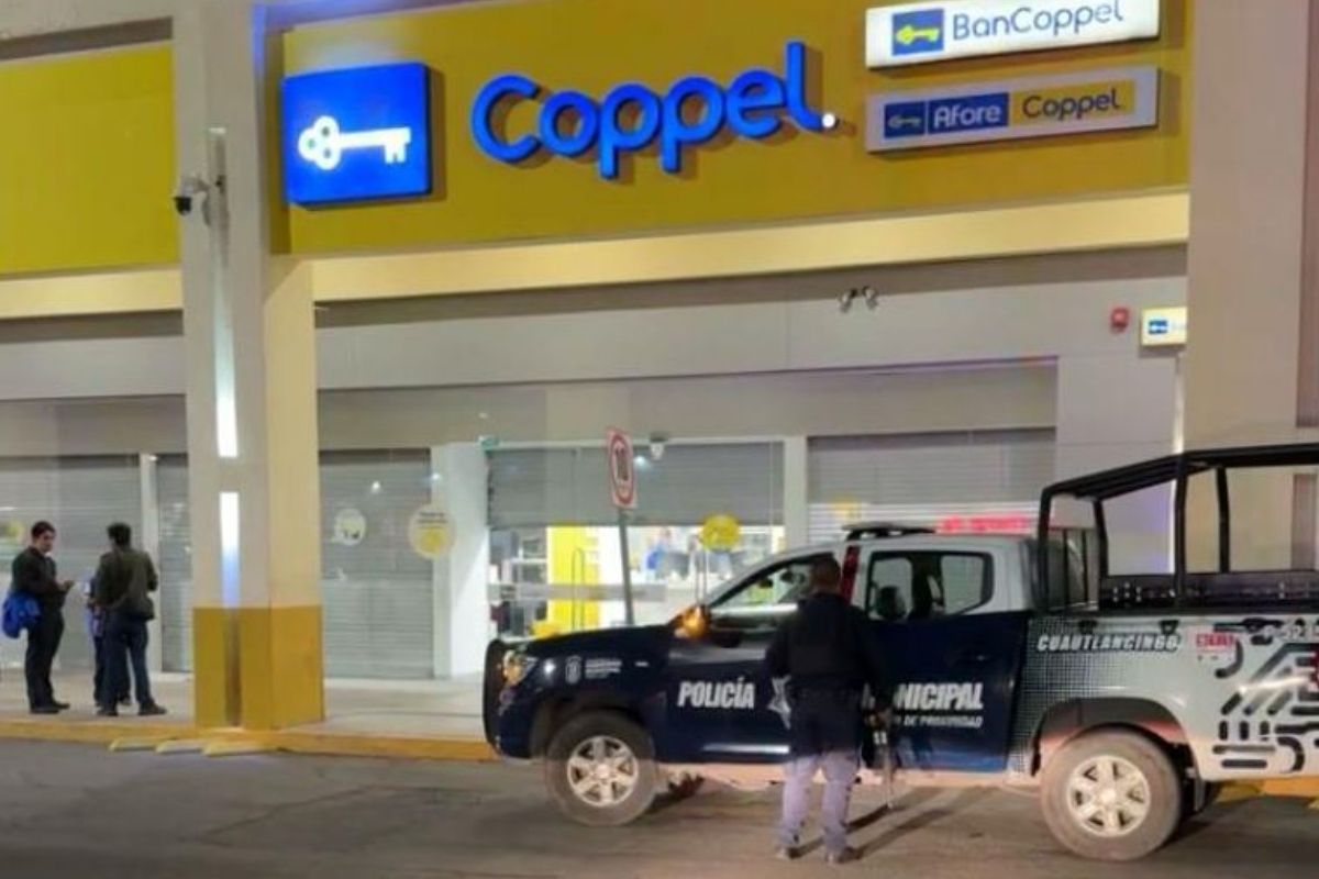 Asaltaron Coppel Cruz del Sur