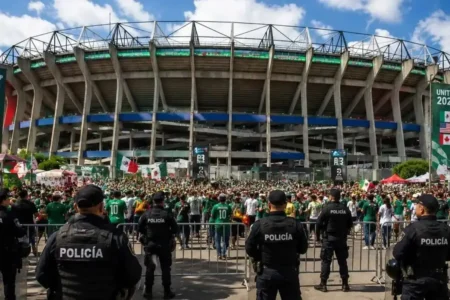 Cierran calles del Estadio Ciudad de México