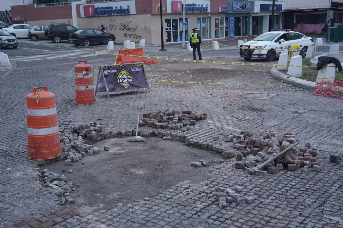 Ayuntamiento de Puebla subsanará afectaciones en la Avenida Juárez por lluvias 2 Ayuntamiento de Puebla subsanará afectaciones en la Avenida Juárez por lluvias