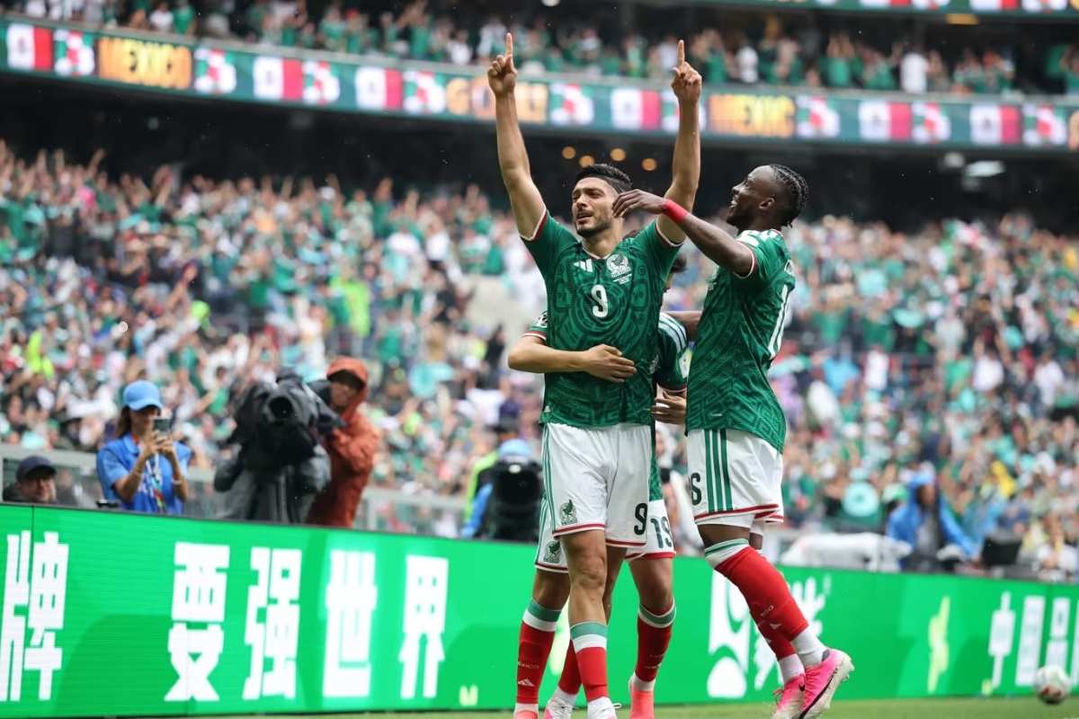 playera que utilizará México