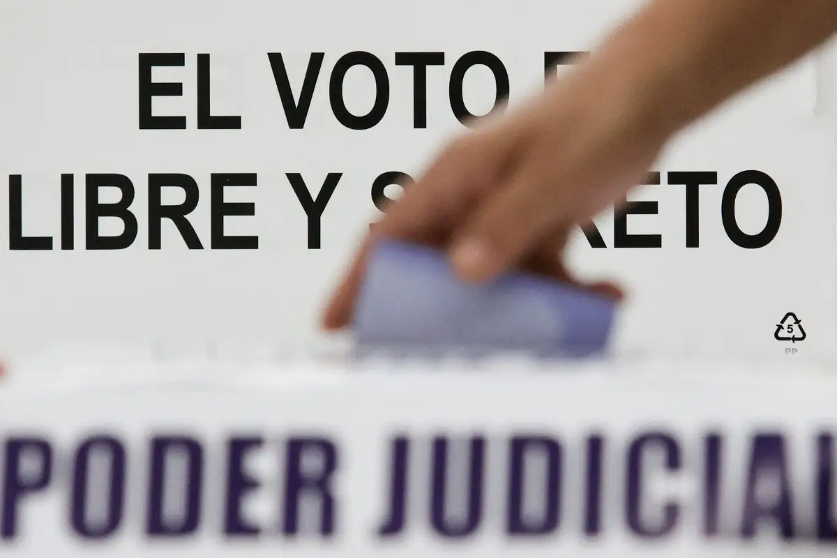 Armenta busca aplazar elección judicial de Puebla para 2028