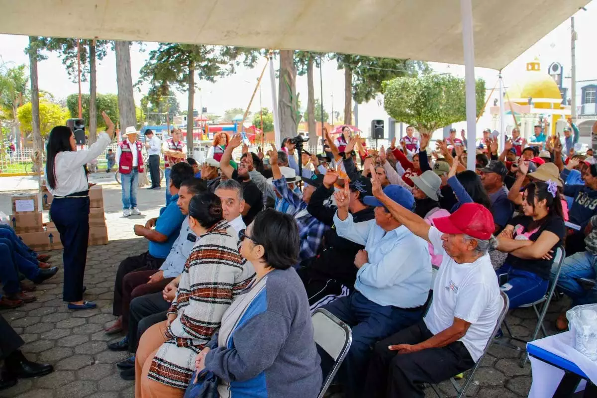 Impulsa Tonantzin Fernandez el programa Sembrando el Futuro en beneficio del campo 7