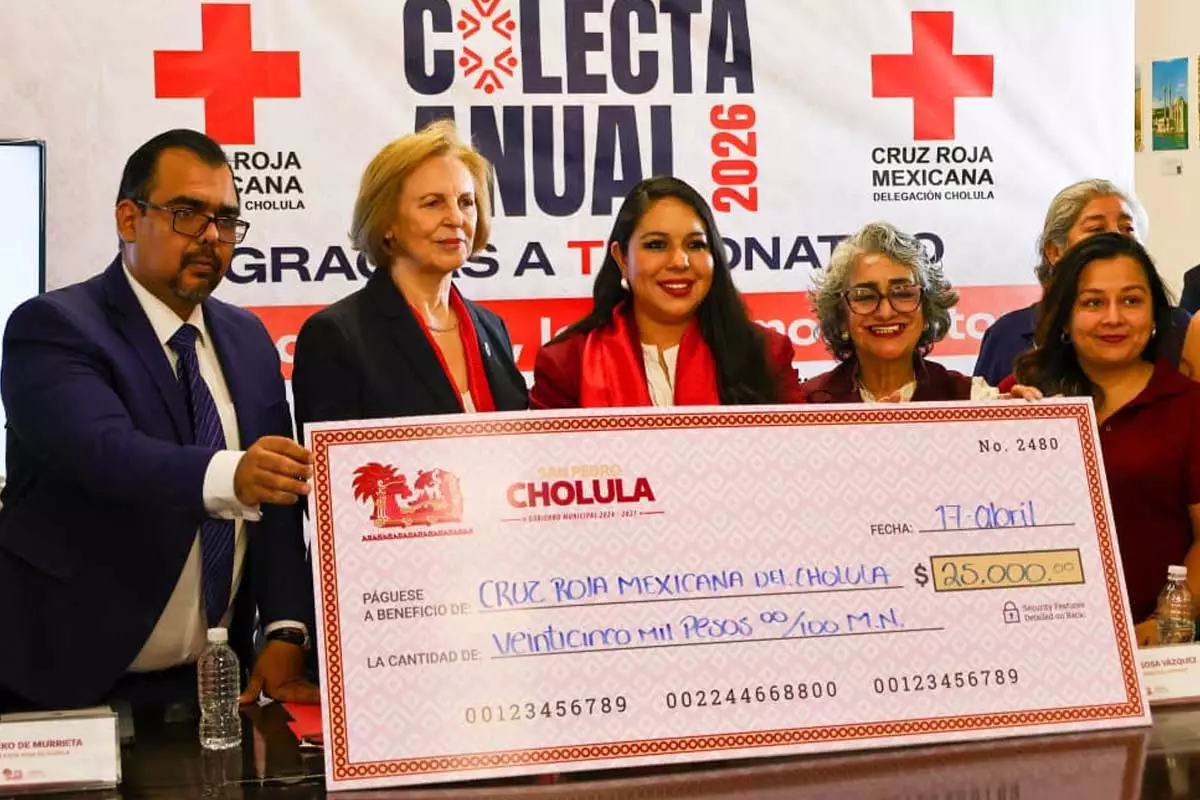 Desde San Pedro Cholula Tonantzin Fernandez da inicio a la Colecta Anual de la Cruz Roja 2