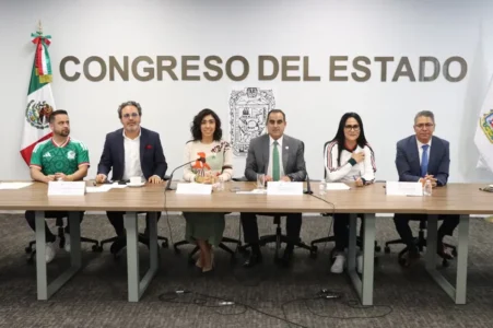 Avala Comisión del Congreso acuerdos para para mejorar carreteras y reforzar seguridad vial