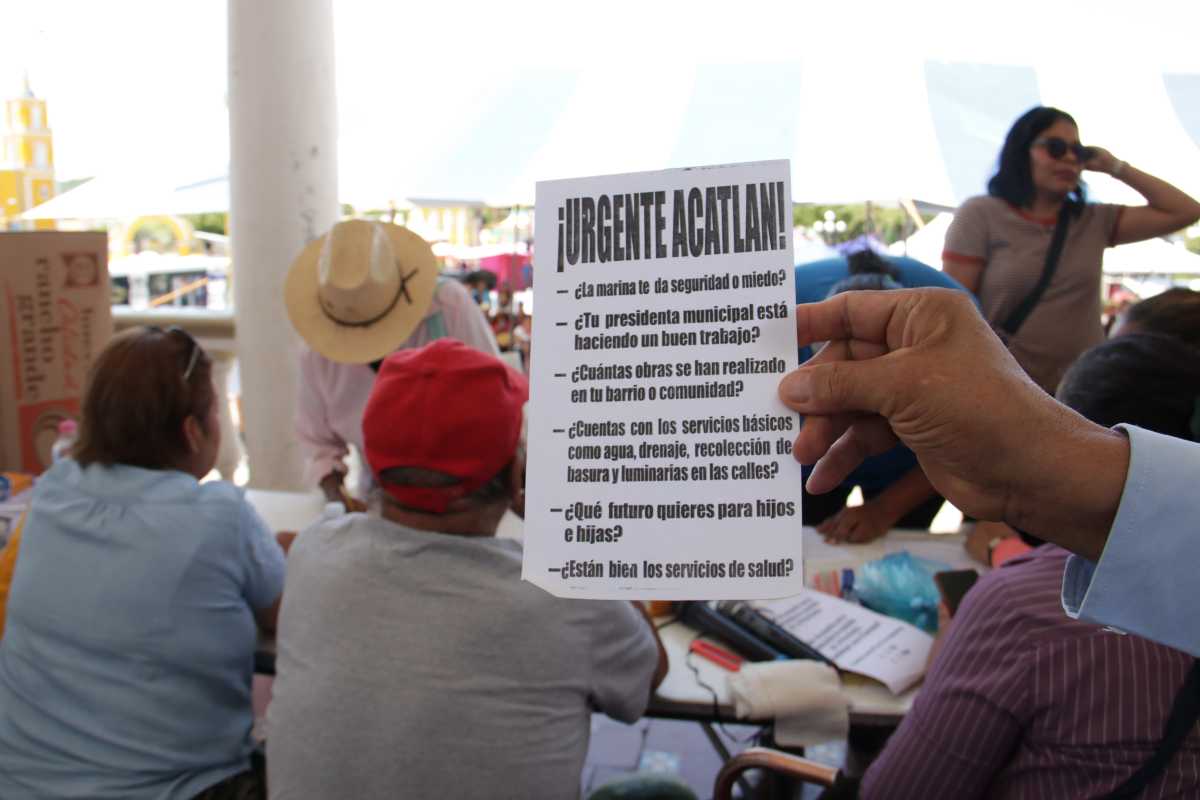 solicitud de revocacion de mandato de alcaldesa de Acatlan
