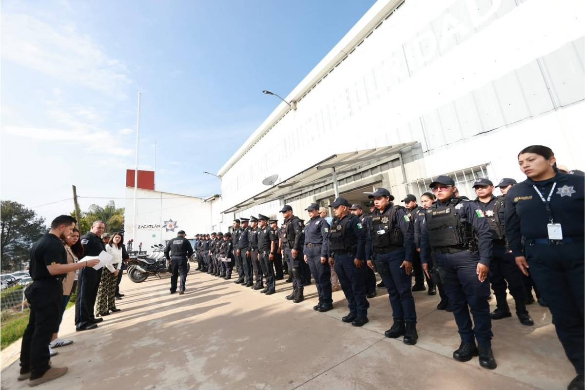 Reconoce Gobierno de Zacatlán a 19 policías por su entrega y acciones destacadas