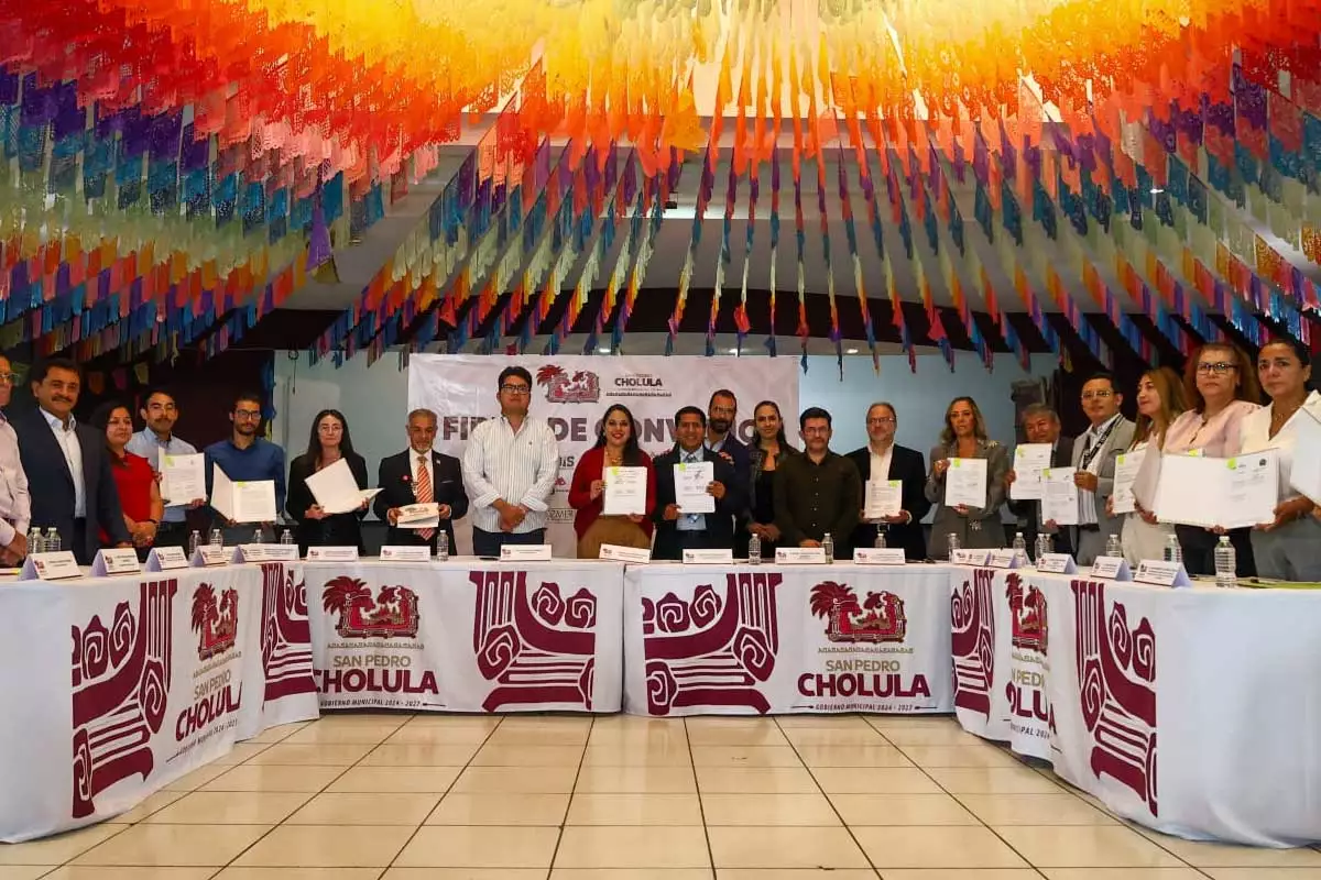 Refuerza Tonantzin Fernandez compromiso con la educacion superior en San Pedro Cholula 2
