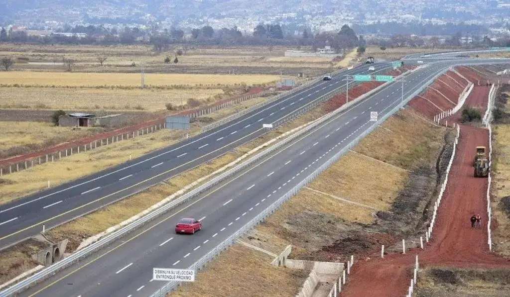 Familia es víctima de asalto con violencia en Arco Norte