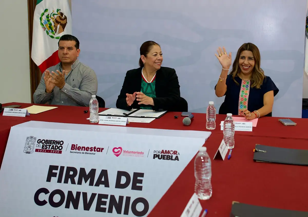 Fortalece Laura Artemisa economía familiar de trabajadores de Bienestar