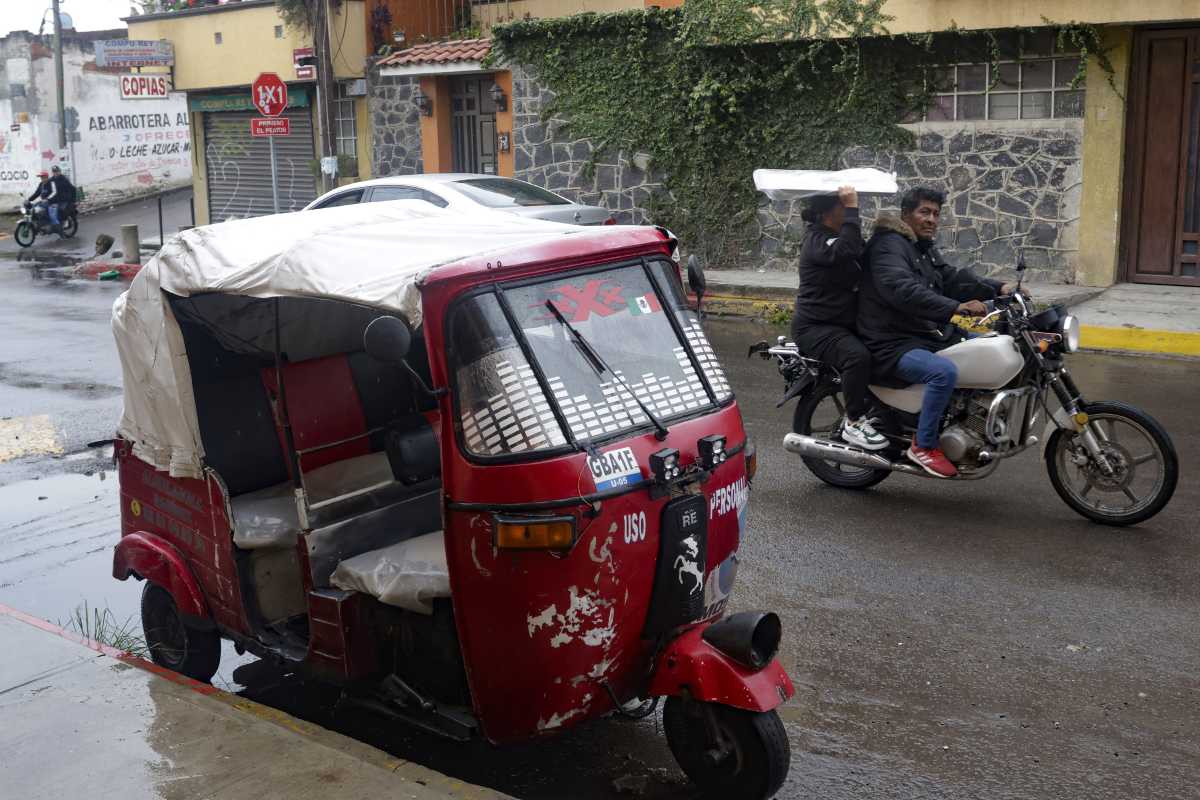 Olinia o Mototaxi (2)